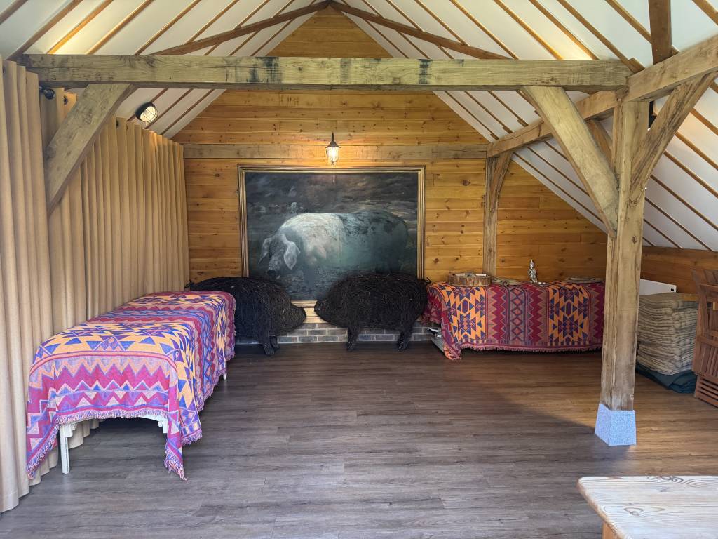 The Apple Barn Studio Room, The Upminster Sanctuary, Essex